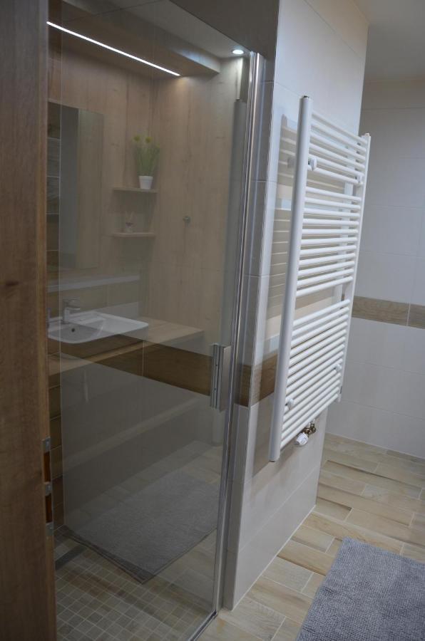Visit Sauna Klinovec Loučná pod Klínovcem Bagian luar foto